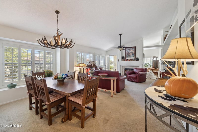 8853 Charter Oak Dr, Scottsdale, AZ 85260