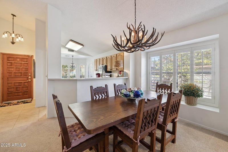 8853 Charter Oak Dr, Scottsdale, AZ 85260