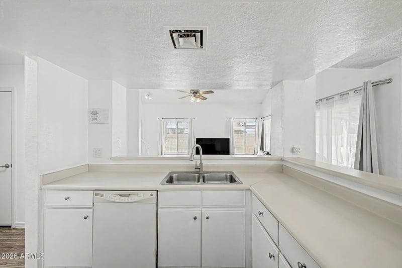 8854 W Fairmount Ave, Phoenix, AZ 85037