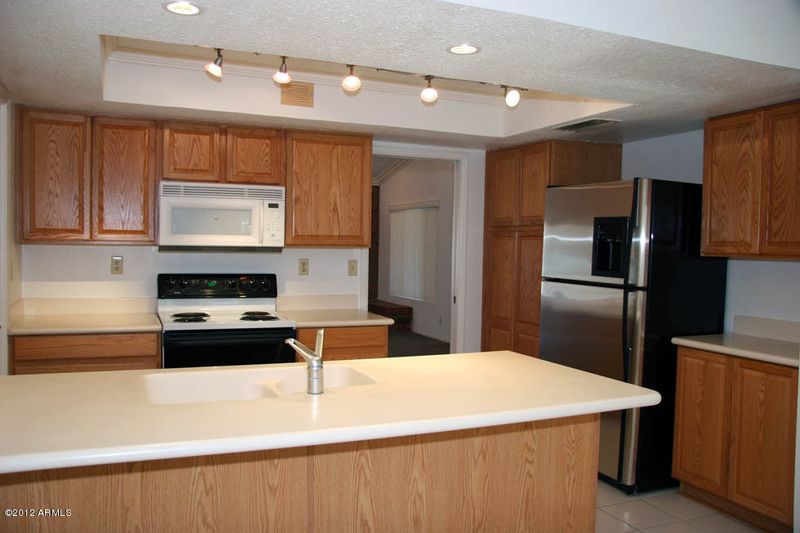 8855 E Kalil Dr, Scottsdale, AZ 85260