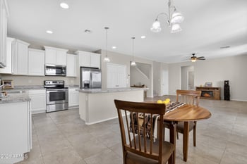 8857 101st Dr, Peoria, AZ 85345