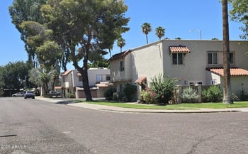 8857 N 12th Pl, Phoenix, AZ 85020