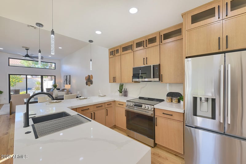 8858 Meadow Hill Dr, Scottsdale, AZ 85258