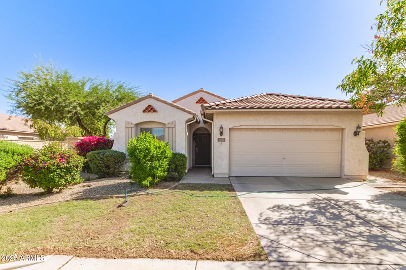 8859 181st Ave, Waddell, AZ 85355