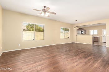 8859 181st Ave, Waddell, AZ 85355