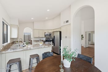 8859 Grandview Dr, Tempe, AZ 85284