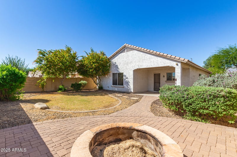 8859 181st Ave, Waddell, AZ 85355