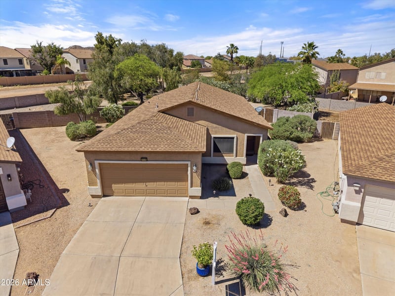 886 Desert Moon Trl, San Tan Valley, AZ 85143