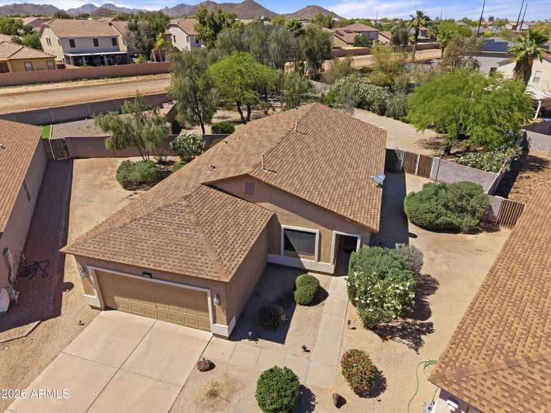 886 Desert Moon Trl, San Tan Valley, AZ 85143