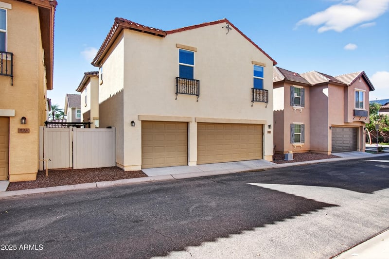 886 Huish Dr, Gilbert, AZ 85296
