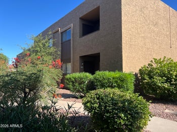 886 Galveston St #215, Chandler, AZ 85225