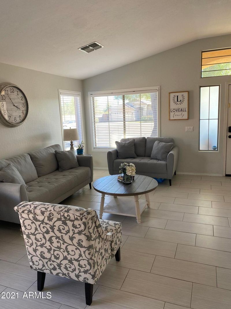8860 E Colby Cir, Mesa, AZ 85207
