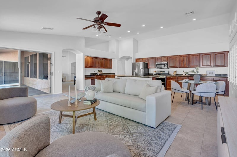 8862 Irma Ln, Peoria, AZ 85382