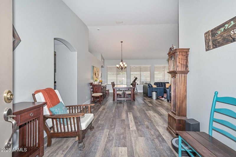 8862 Runion Dr, Peoria, AZ 85382