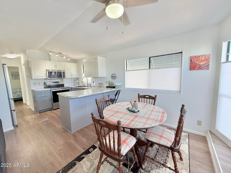 8865 Baseline Rd #1307, Mesa, AZ 85209