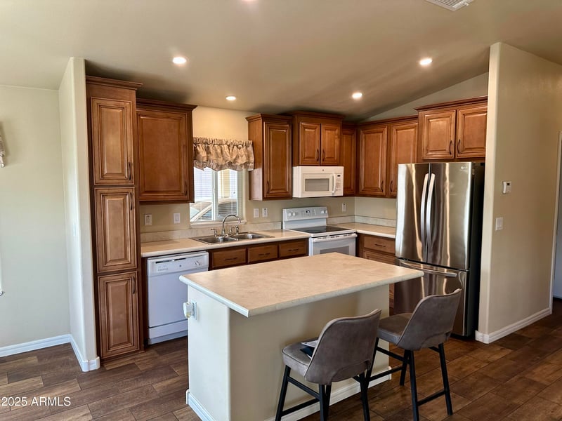 8865 Baseline Rd #336, Mesa, AZ 85209
