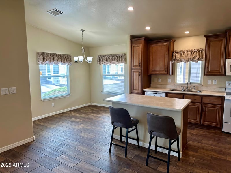 8865 Baseline Rd #336, Mesa, AZ 85209