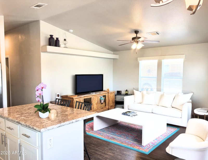 8865 Baseline Rd #558, Mesa, AZ 85209