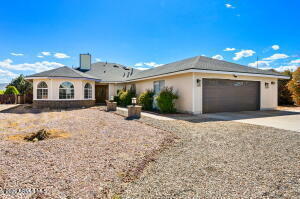 8869 Volcano Dr, Prescott Valley, AZ 86314