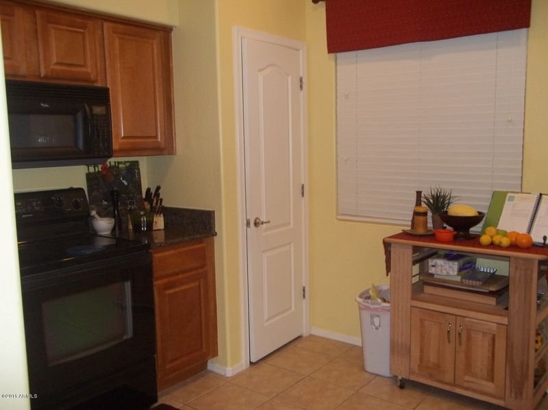 887 E Stottler Dr, Gilbert, AZ 85296