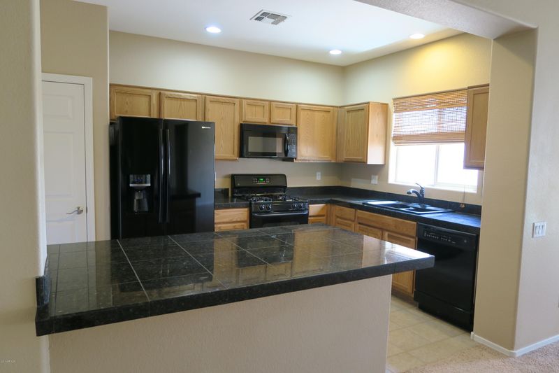 887 E Waterview Pl, Chandler, AZ 85249