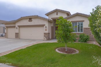 887 Hereford Dr, San Tan Valley, AZ 85143