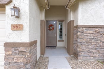 887 Hereford Dr, San Tan Valley, AZ 85143