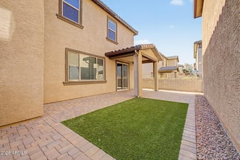 887 Swallow Ln, Gilbert, AZ 85296