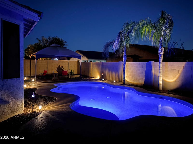 887 Hereford Dr, San Tan Valley, AZ 85143