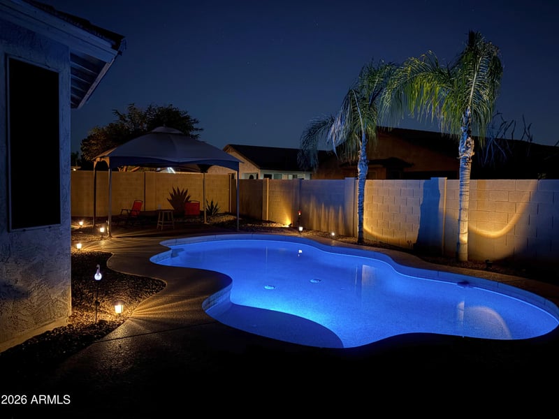 887 Hereford Dr, San Tan Valley, AZ 85143