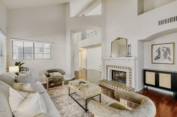 8870 Heather Dr, Tempe, AZ 85284