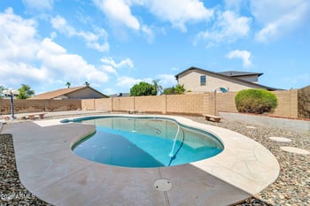 8871 Maryland Ave, Glendale, AZ 85305