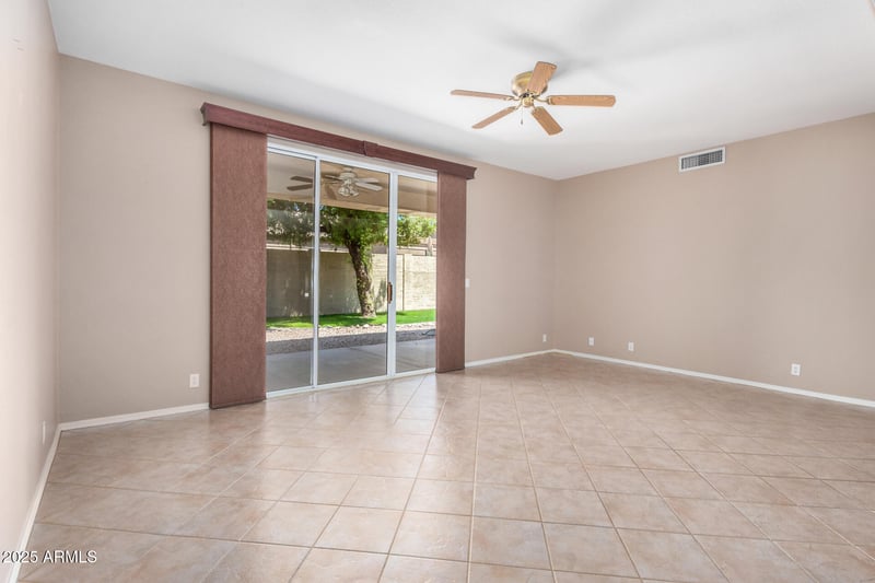 8874 Piute Ave, Peoria, AZ 85382