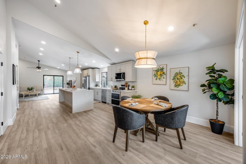 8876 Windrose Dr, Scottsdale, AZ 85260