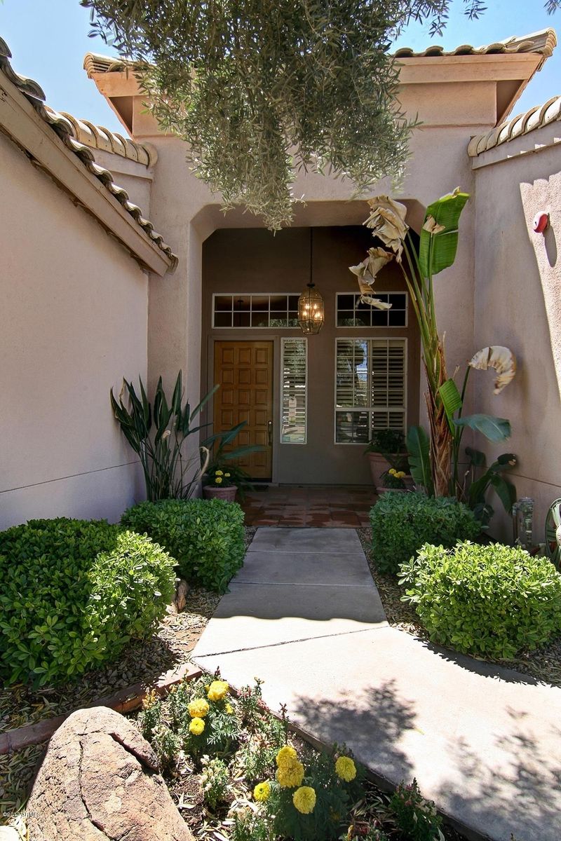 8887 E Surrey Ave, Scottsdale, AZ 85260