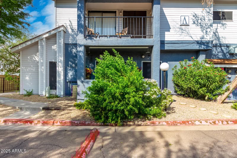 8888 47th Ave #101, Glendale, AZ 85302