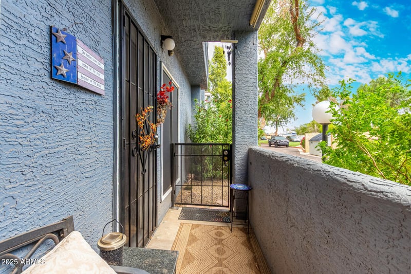 8888 47th Ave #101, Glendale, AZ 85302