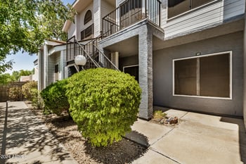 8888 47th Ave #107, Glendale, AZ 85302