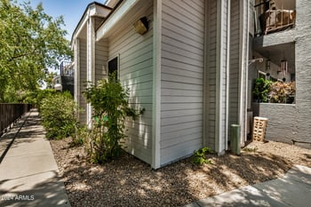 8888 47th Ave #107, Glendale, AZ 85302