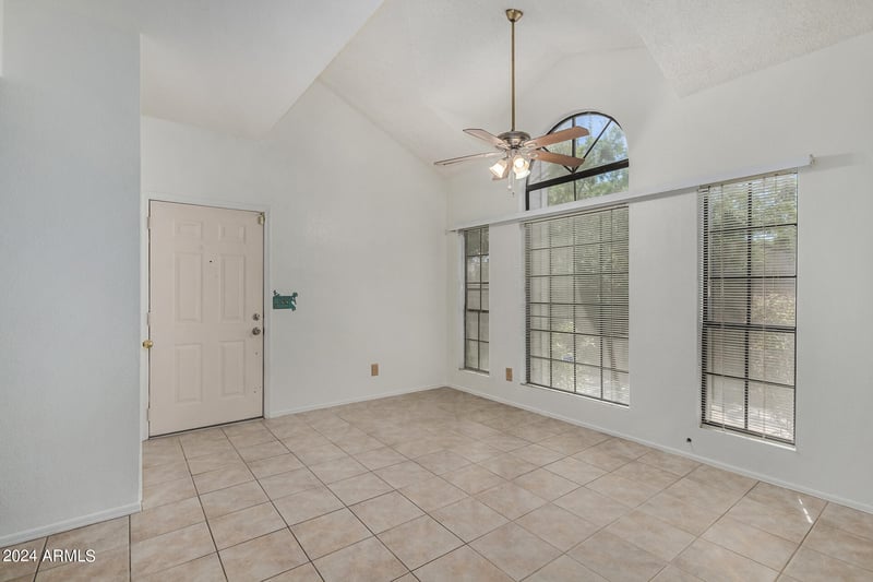 8888 47th Ave #107, Glendale, AZ 85302
