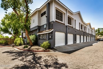 8888 47th Ave #107, Glendale, AZ 85302