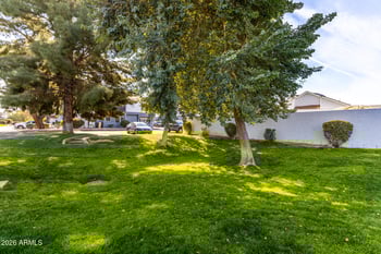 8888 47th Ave #117, Glendale, AZ 85302