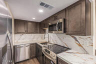 8888 47th Ave #240, Glendale, AZ 85302