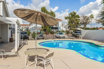 8888 47th Ave #240, Glendale, AZ 85302