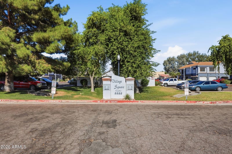 8888 N 47th Ave #153, Glendale, AZ 85302
