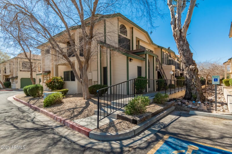 8888 N 47th Ave #216, Glendale, AZ 85302