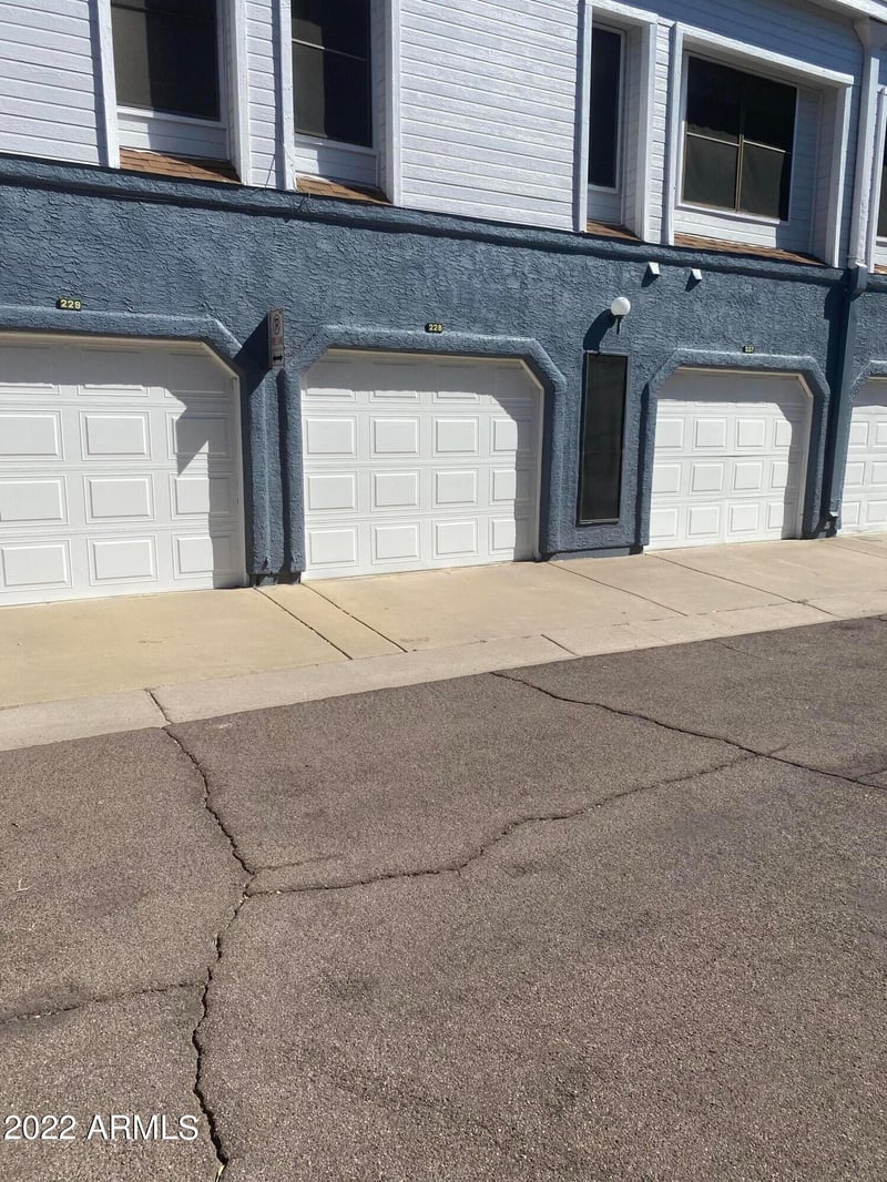 8888 N 47th Ave #228, Glendale, AZ 85302