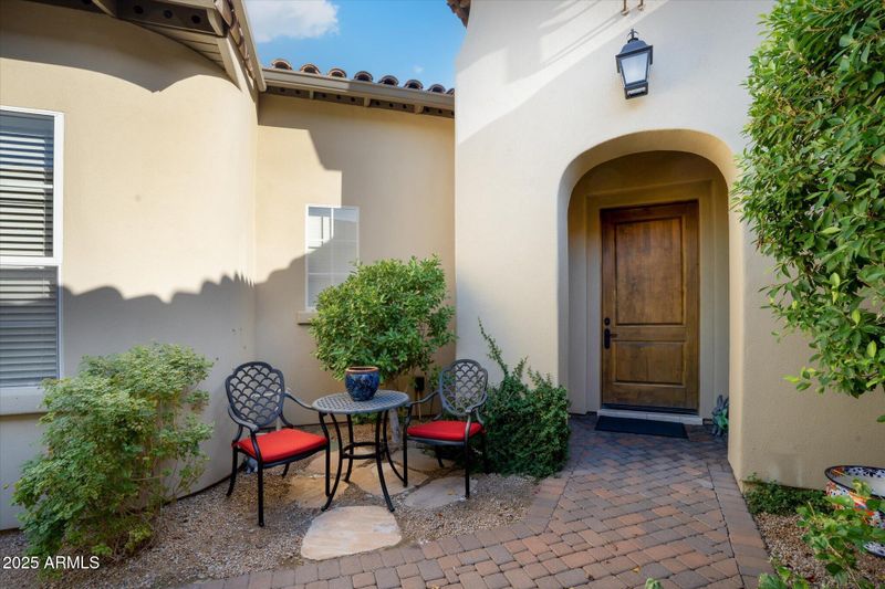 8889 E Flathorn Dr, Scottsdale, AZ 85255