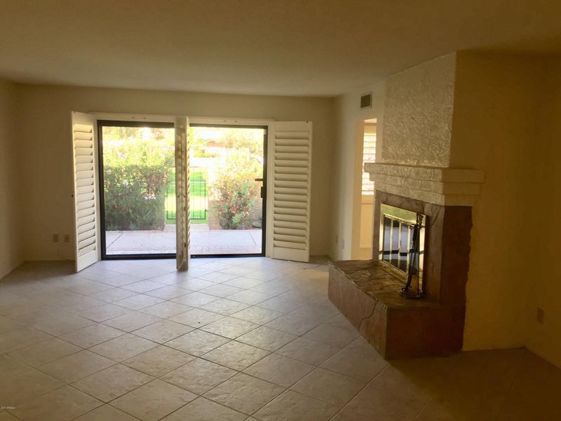 8890 N 82nd Ln, Scottsdale, AZ 85258