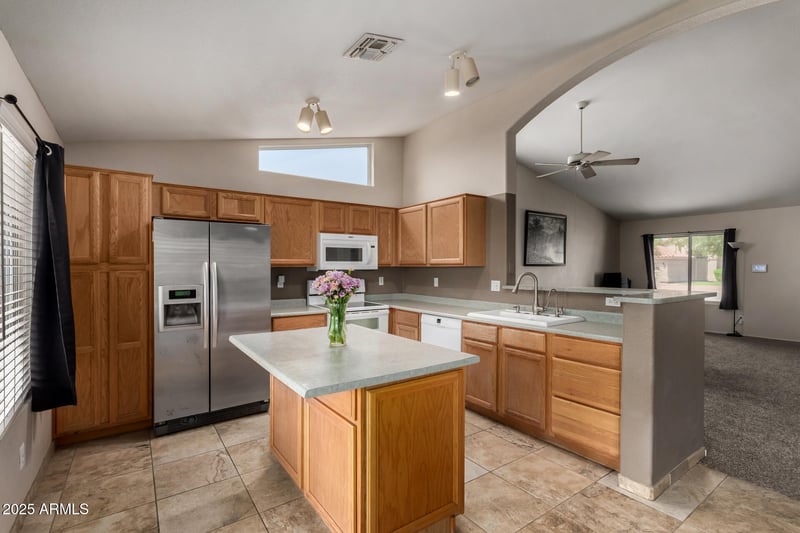 8893 114th Dr, Peoria, AZ 85345